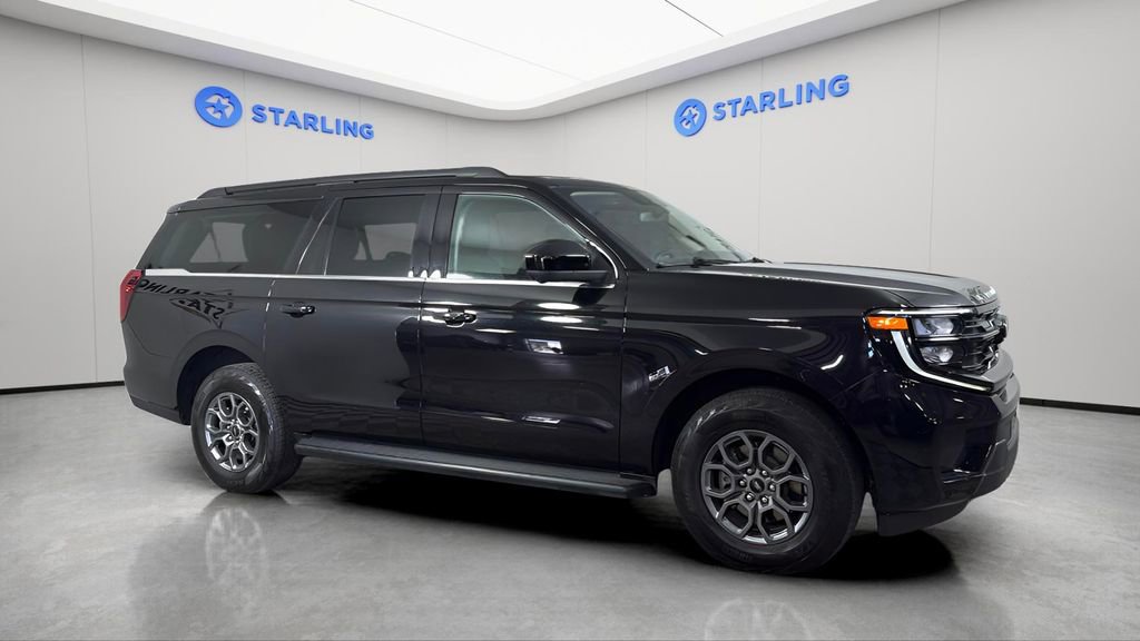 Used 2025 Ford Expedition Max Active image 8