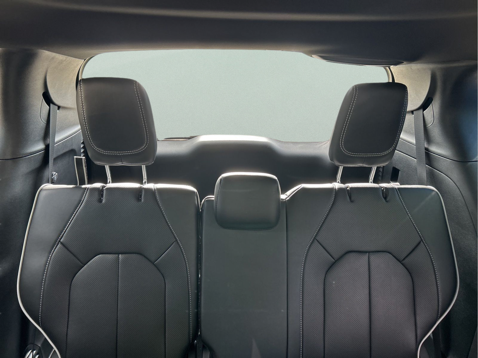 New 2026 Chrysler Pacifica Limited FWD image 11