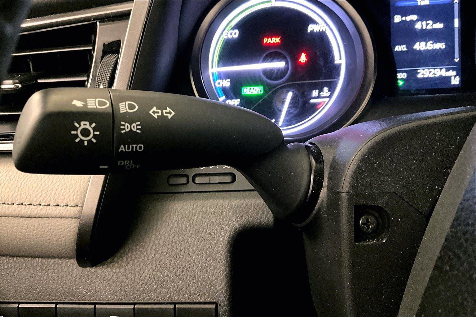 Used 2023 Toyota Camry SE image 30