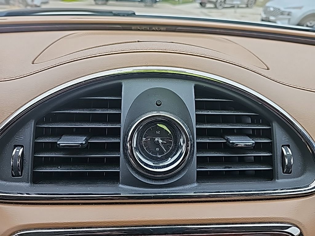 Used 2014 Buick Enclave Premium image 18