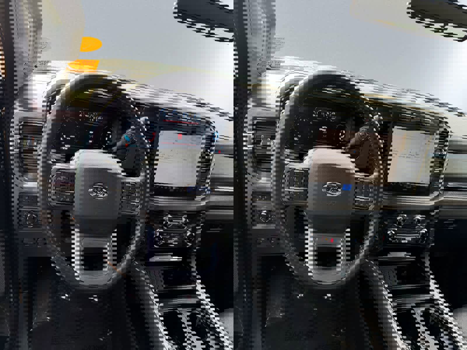 Used 2023 Ford F350 Lariat w/ FX4 Off-Road Package image 20