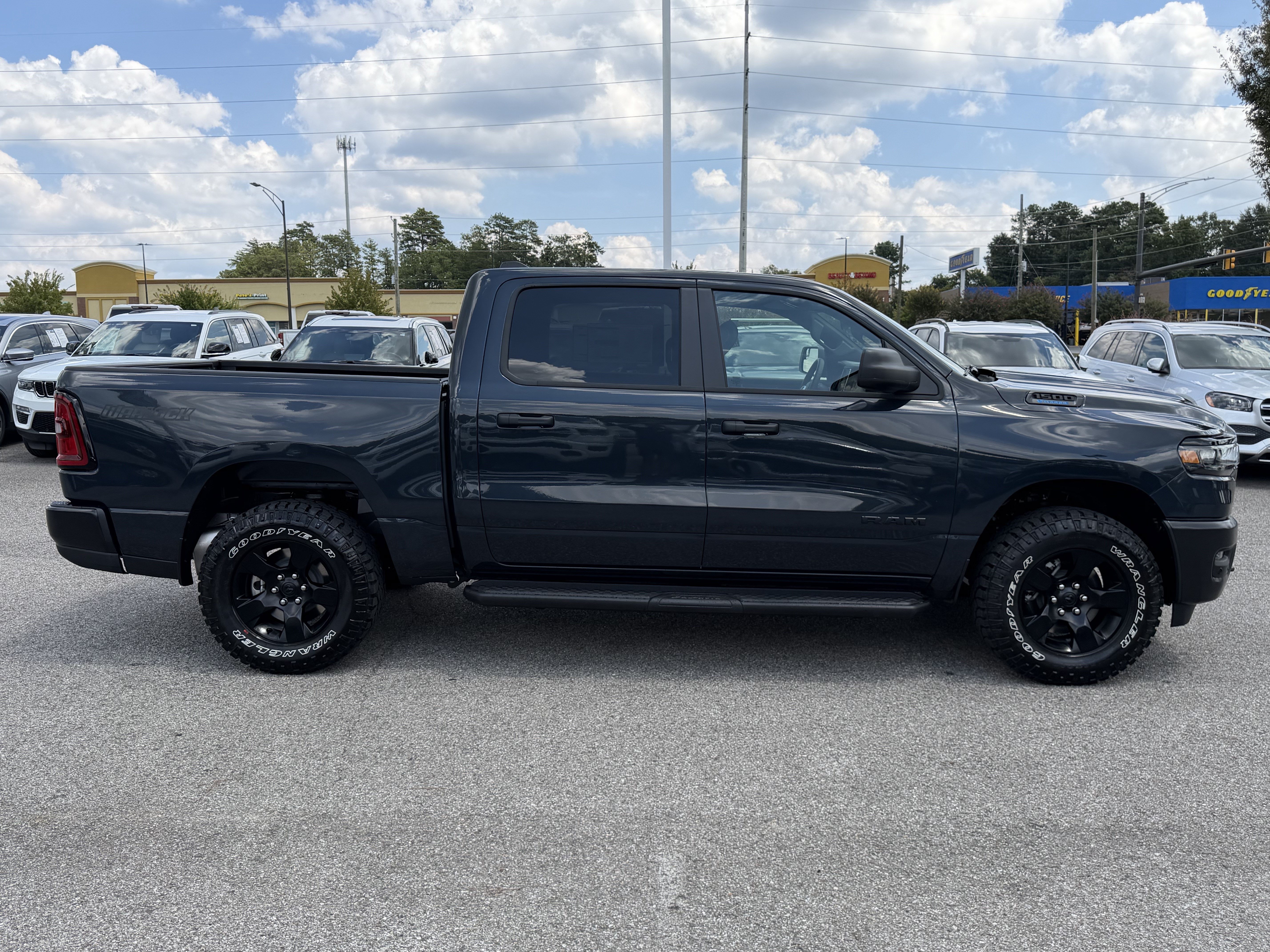 New 2026 RAM 1500 Warlock AWD/4WD image 11
