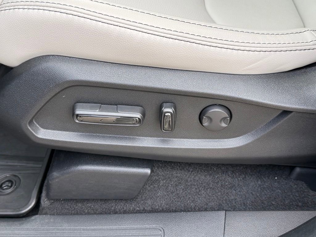 Certified 2026 Honda Pilot Touring image 31