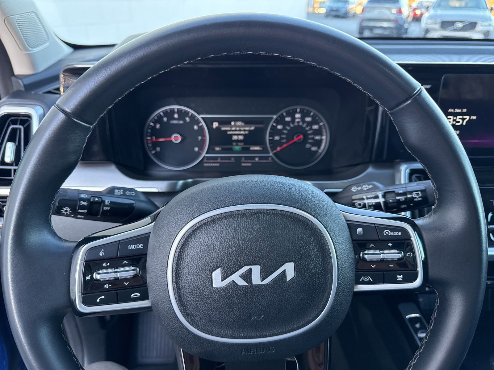 Used 2022 Kia Sorento SX image 32