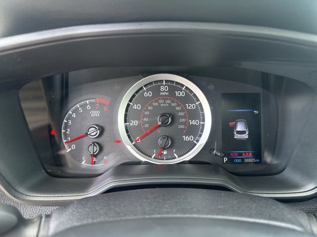 Used 2022 Toyota Corolla Cross LE w/ Moonroof Package image 27