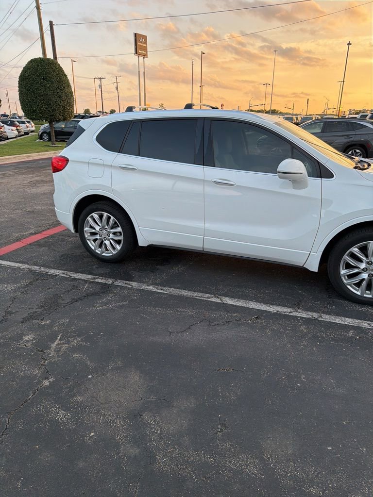 Used 2019 Buick Envision Premium w/ Driver Confidence Package AWD/4WD image 4