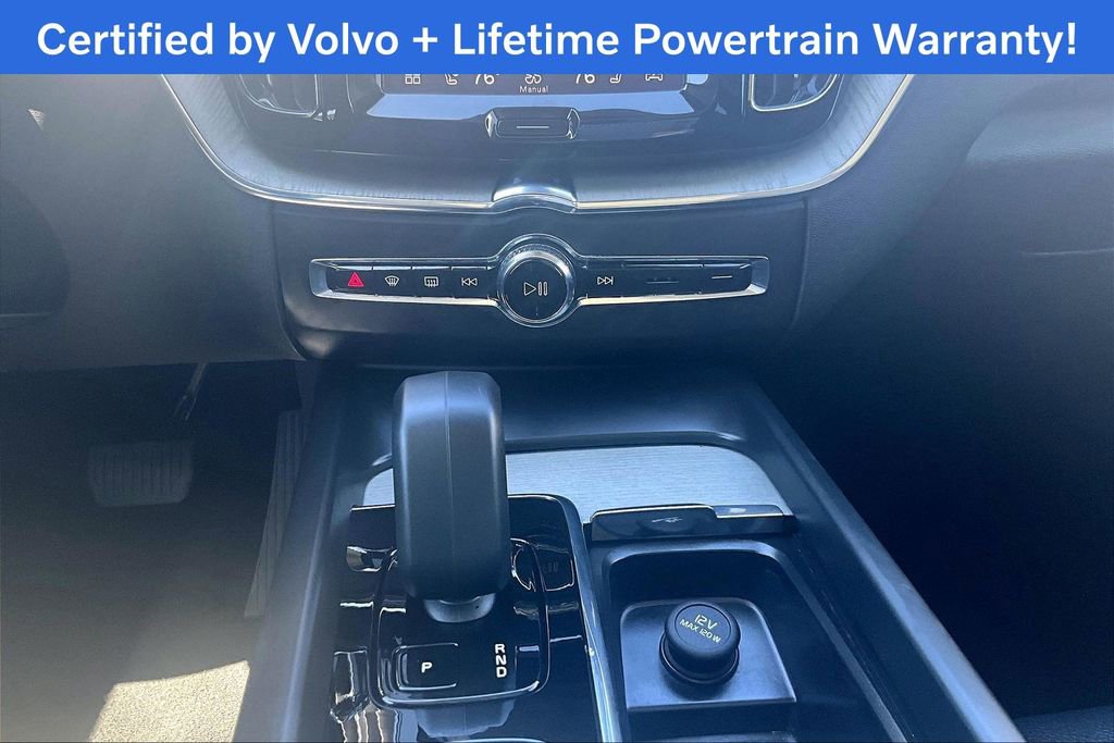 Used 2025 Volvo XC60 B5 Plus image 41
