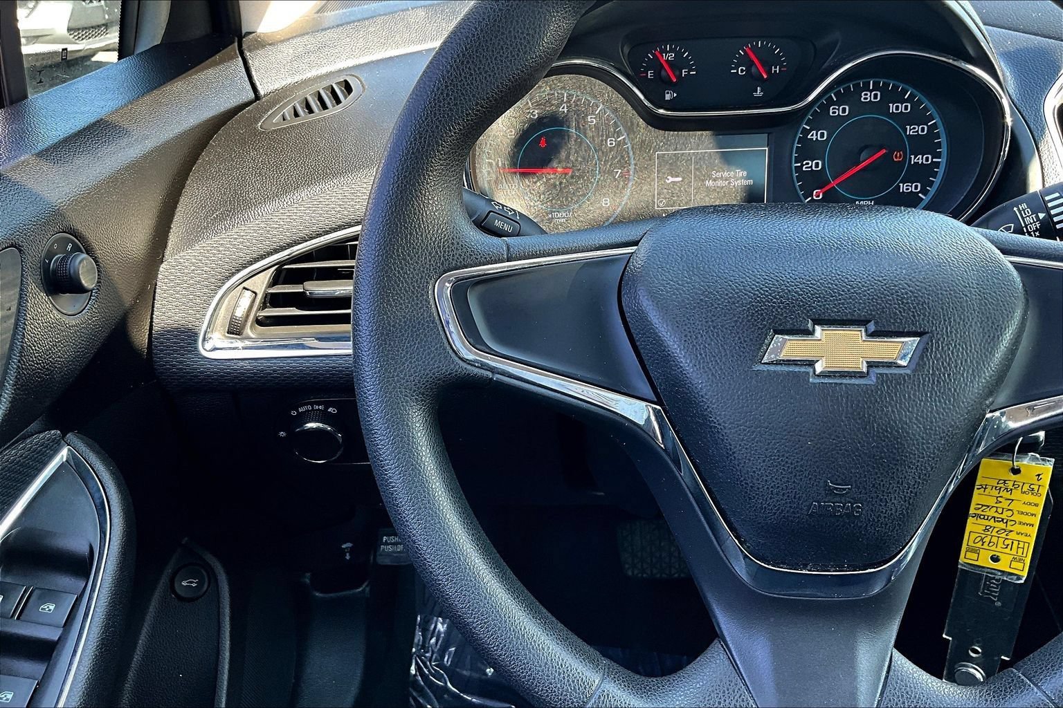 Used 2018 Chevrolet Cruze LS FWD image 12