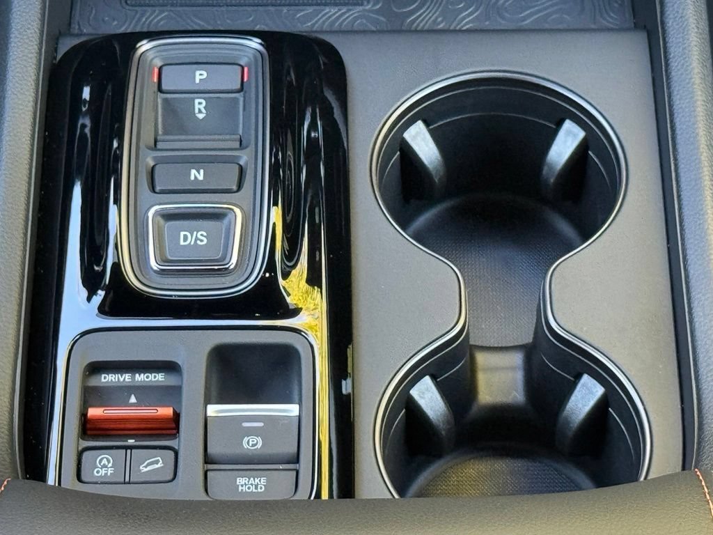 Used 2026 Honda Pilot TrailSport image 35