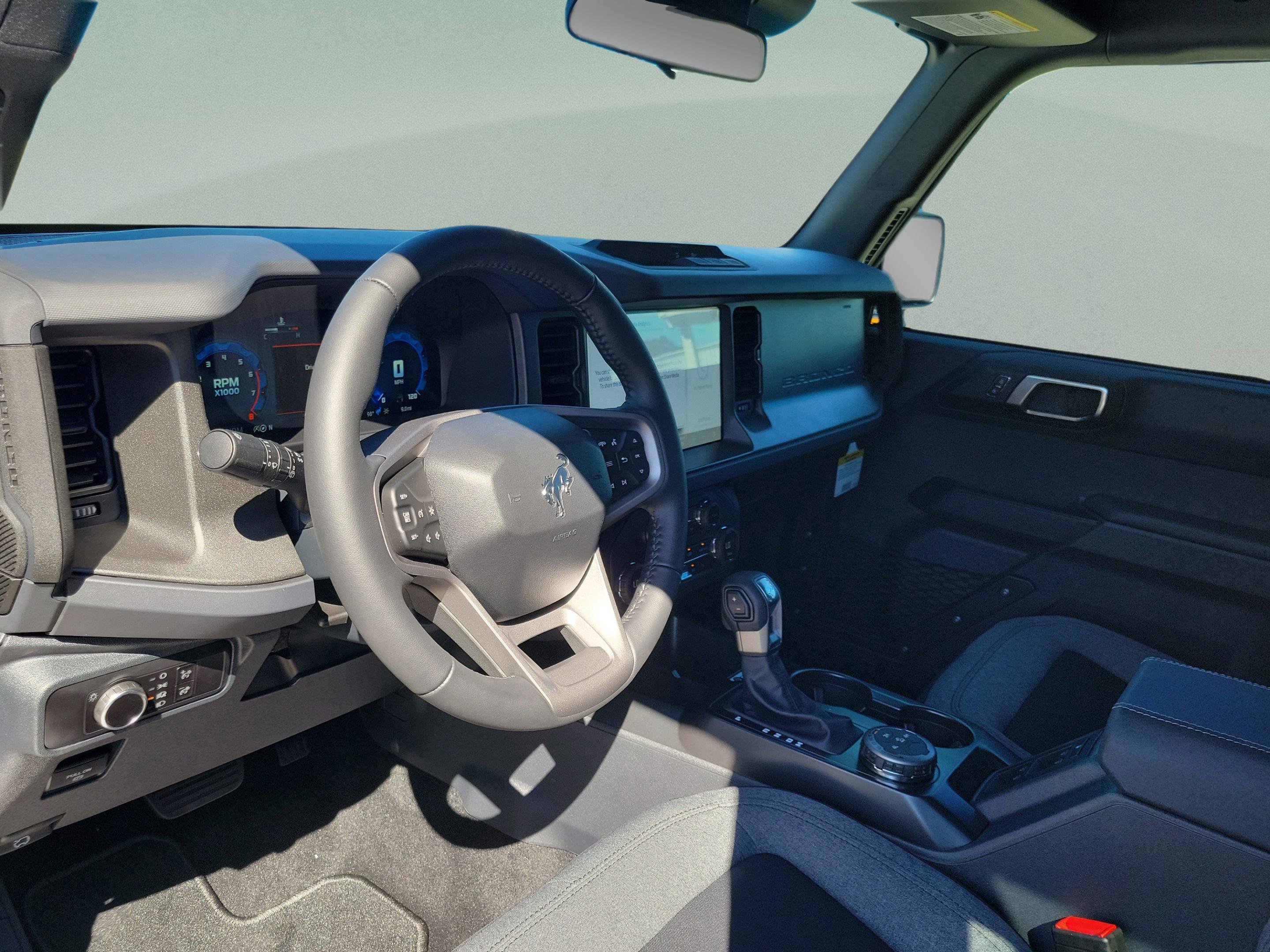 New 2025 Ford Bronco Big Bend image 5