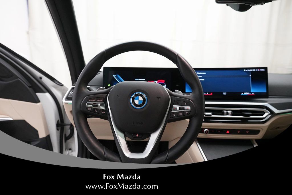 Used 2023 BMW 330e xDrive w/ Driving Assistance Package AWD/4WD image 4