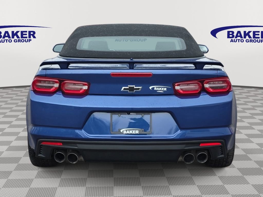 Used 2024 Chevrolet Camaro LT w/ Technology Package RWD image 4
