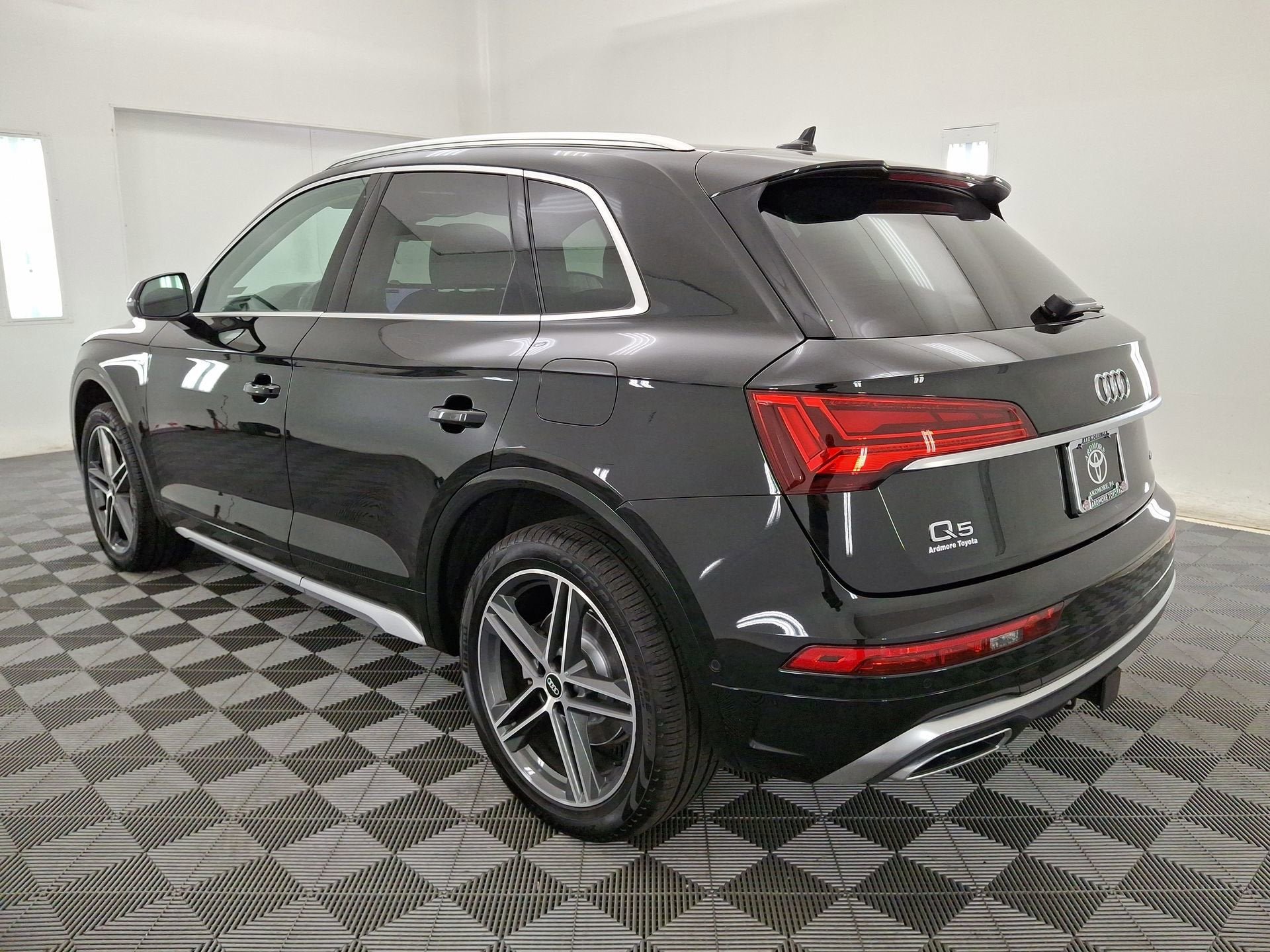 Used 2021 Audi Q5 e Prestige w/ Prestige Package AWD/4WD image 22