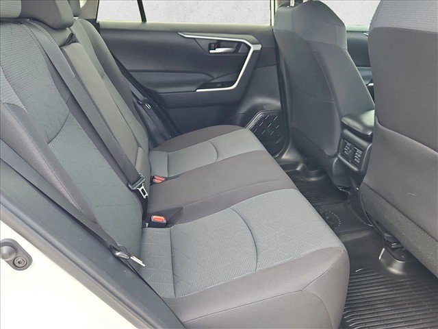 Used 2024 Toyota RAV4 XLE w/ Convenience Package FWD image 20