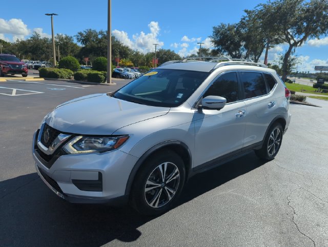 Certified 2019 Nissan Rogue SV w/ Premium Package FWD image 14