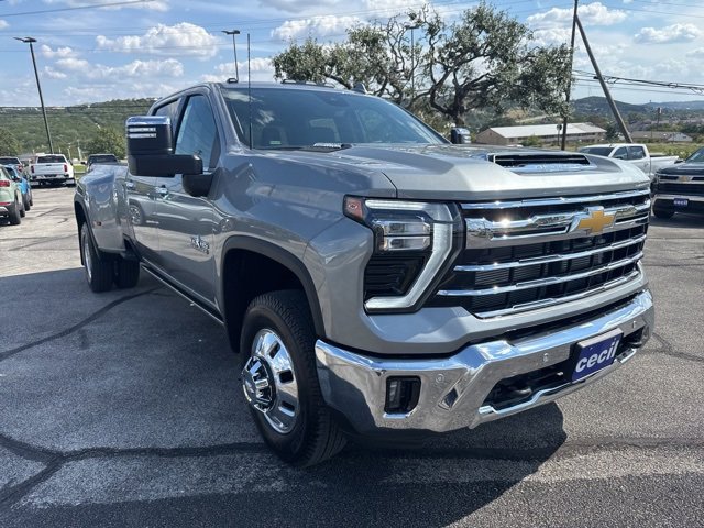 New 2026 Chevrolet Silverado 3500 LTZ w/ LTZ Texas Edition image 3