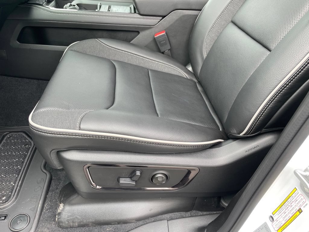 New 2026 RAM 1500 Limited AWD/4WD image 13