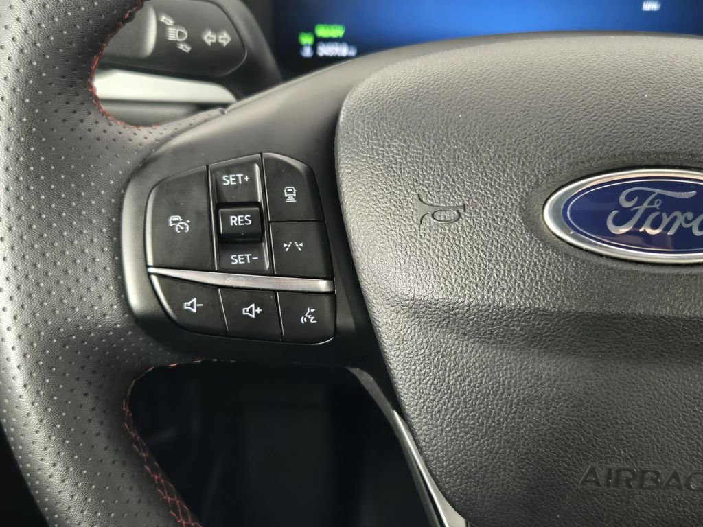 Used 2023 Ford Escape ST-Line Elite image 30