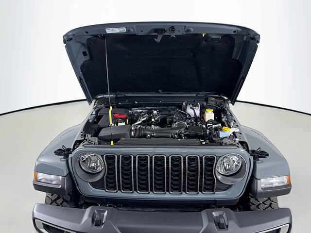 New 2025 Jeep Gladiator Sport image 27