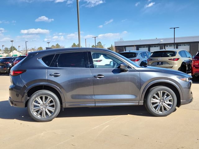 New 2025 MAZDA CX-5 Signature image 2