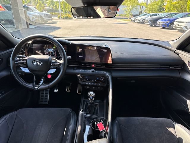 Used 2022 Hyundai Elantra N w/ Preferred Accessory Package FWD image 12