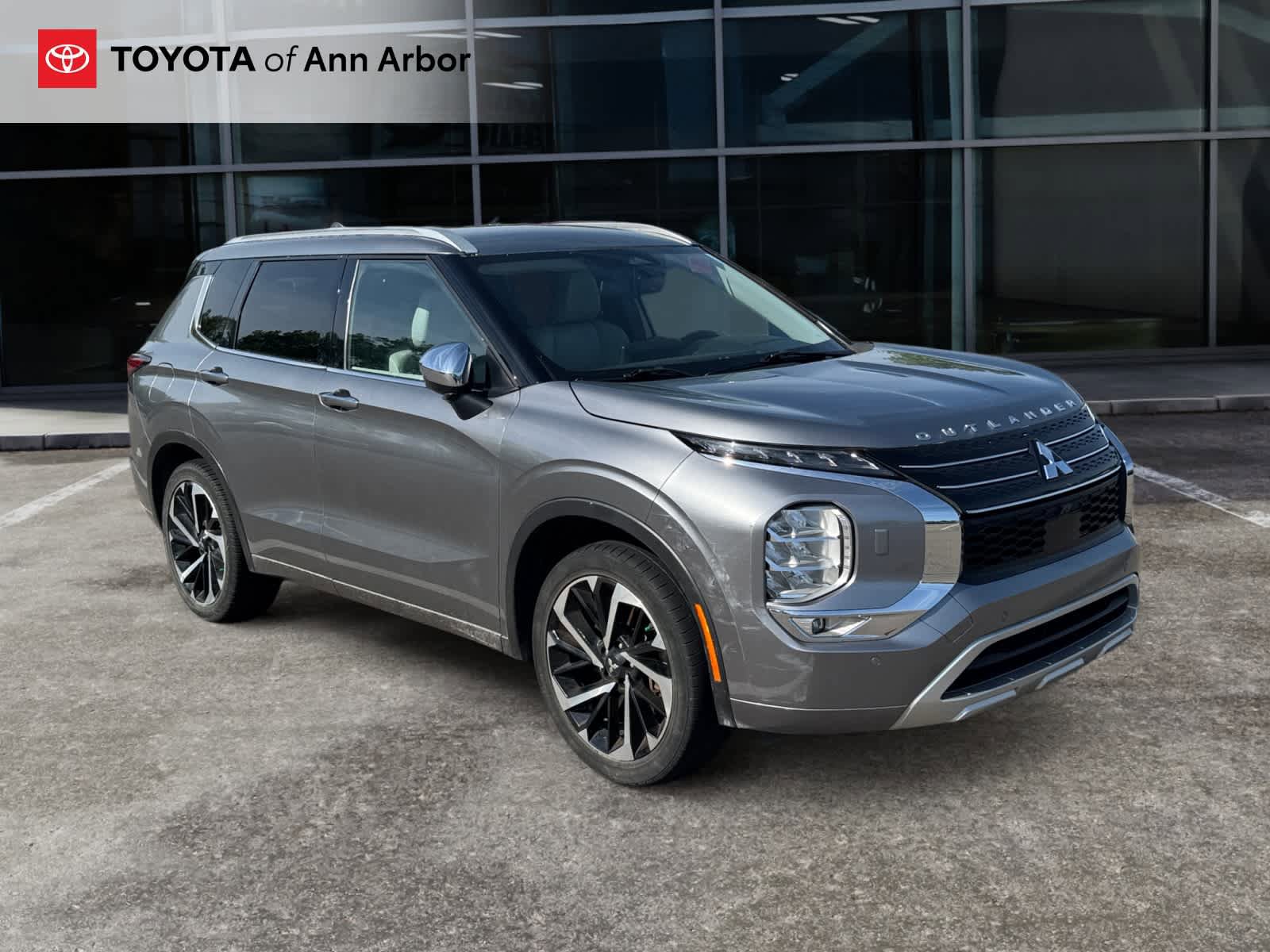 Used 2022 Mitsubishi Outlander SEL AWD/4WD image 1