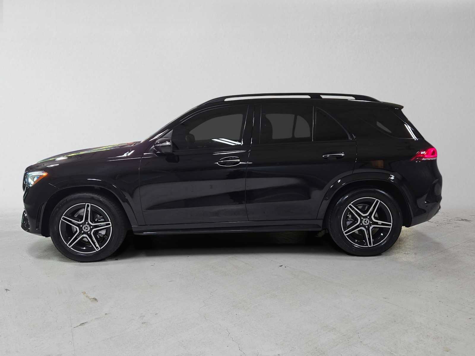 Used 2023 Mercedes-Benz GLE 350 4MATIC image 6