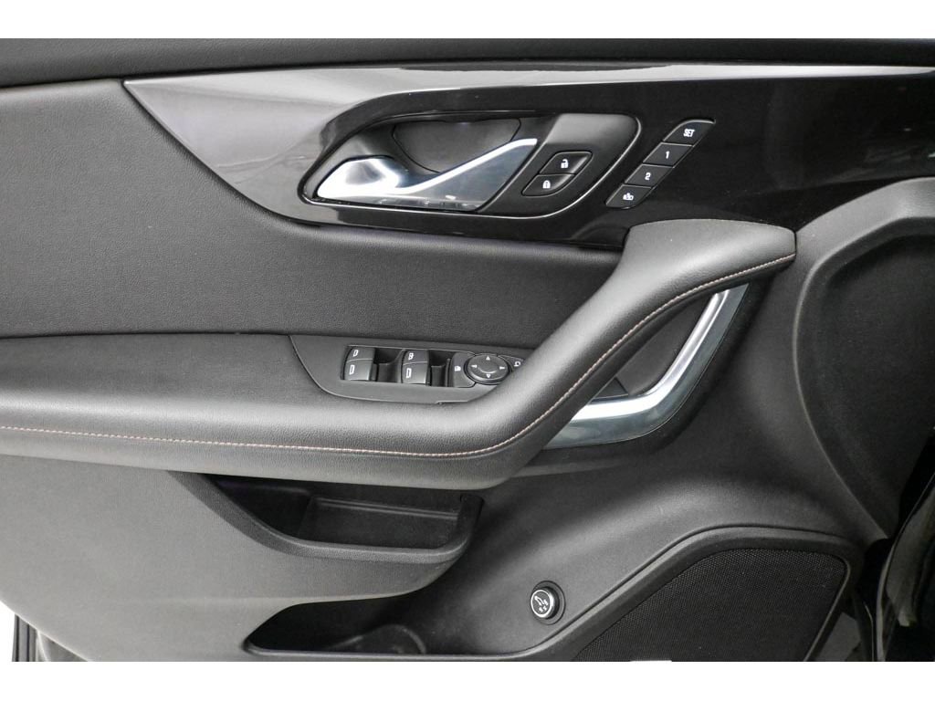 Used 2020 Chevrolet Blazer Premier image 29