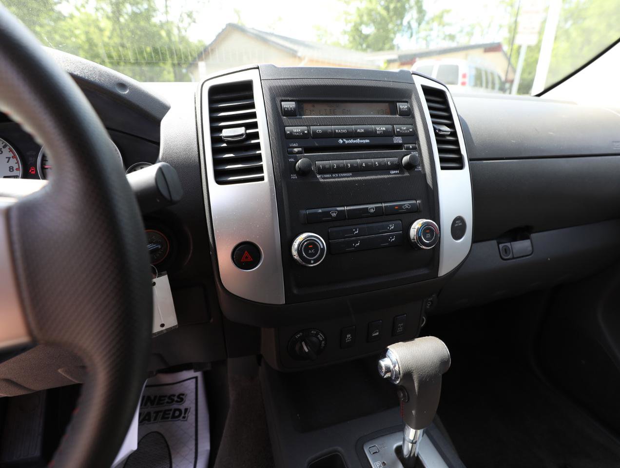 Used 2012 Nissan Frontier PRO-4X AWD/4WD image 17