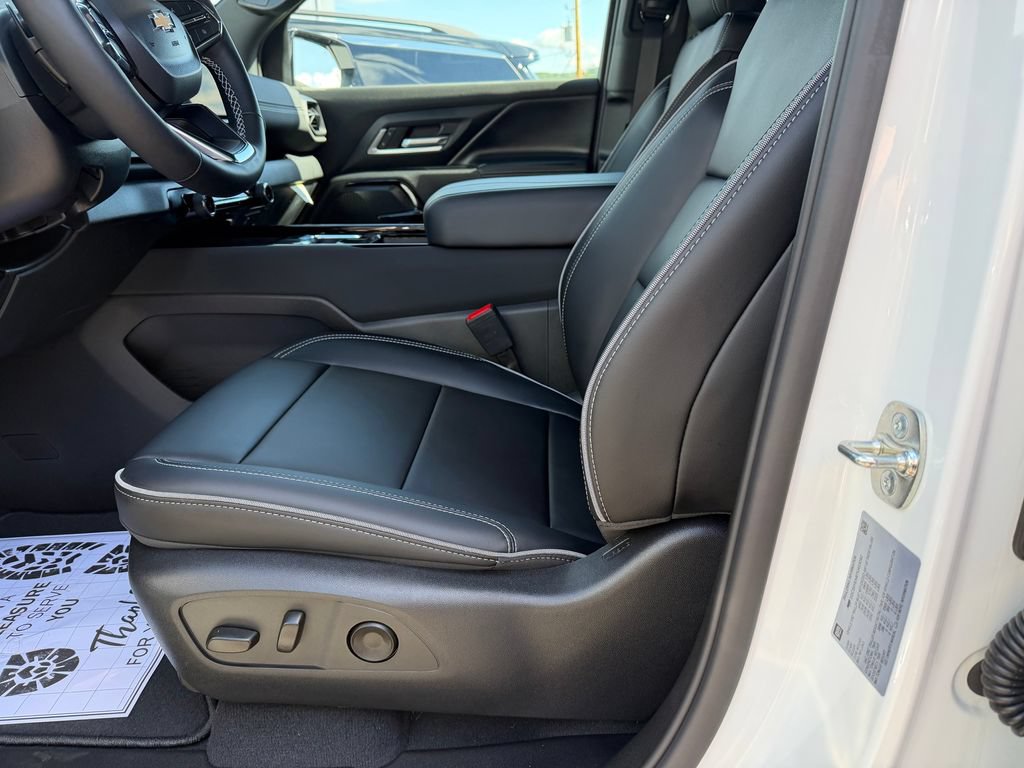 New 2026 Chevrolet Silverado EV LT AWD/4WD image 13
