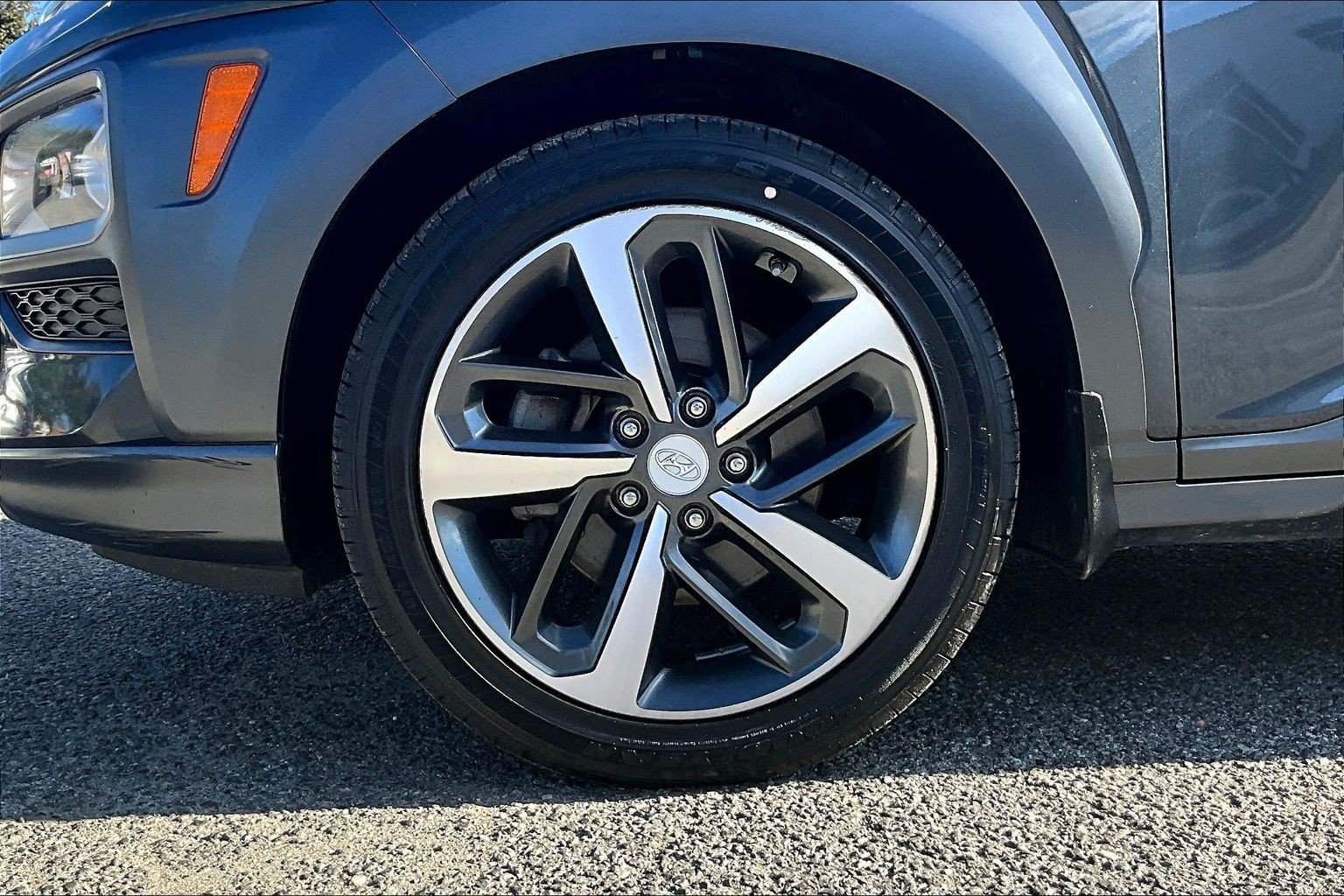 Used 2018 Hyundai Kona Limited AWD/4WD image 8