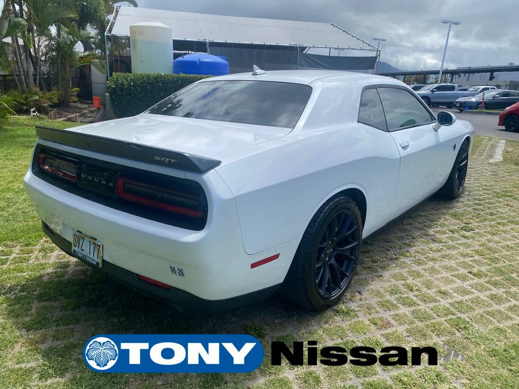 Used 2016 Dodge Challenger SRT Hellcat RWD image 25