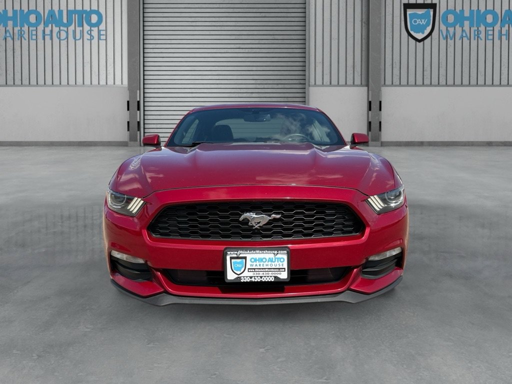 Used 2017 Ford Mustang Coupe RWD image 2