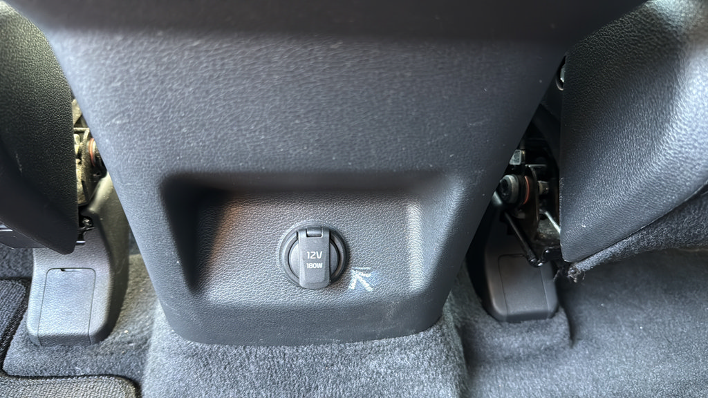 Used 2021 Kia Telluride LX AWD/4WD image 18