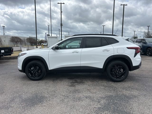 New 2026 Chevrolet Trax LT w/ Midnight Edition image 6