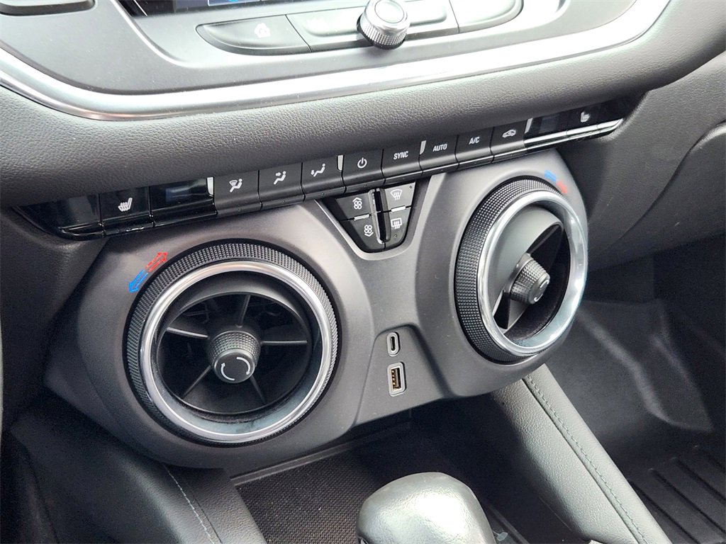 Used 2019 Chevrolet Blazer LT w/ Sound & Technology Package image 21