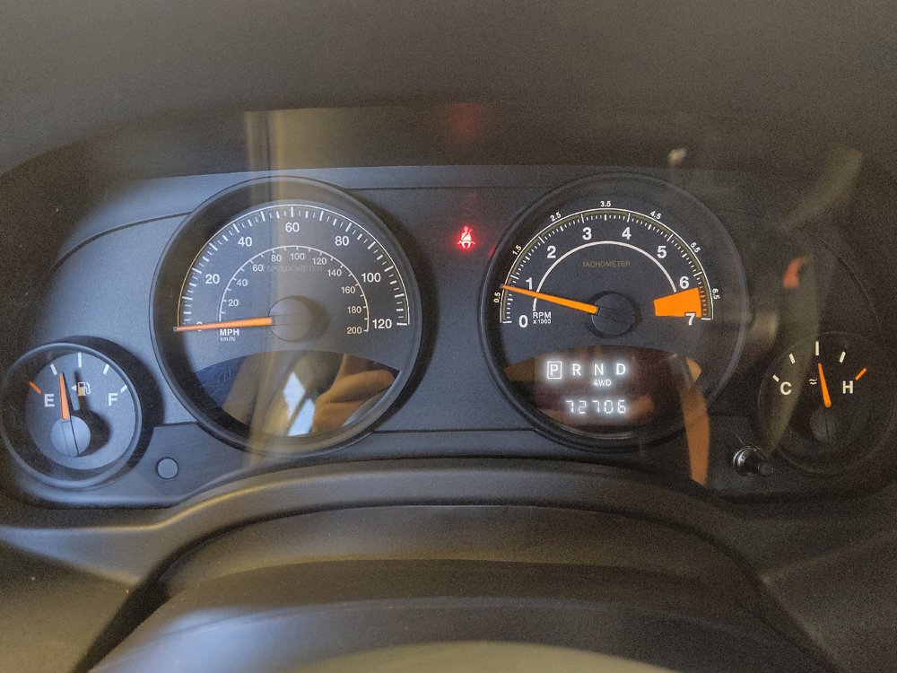 Used 2015 Jeep Patriot Latitude AWD/4WD image 23