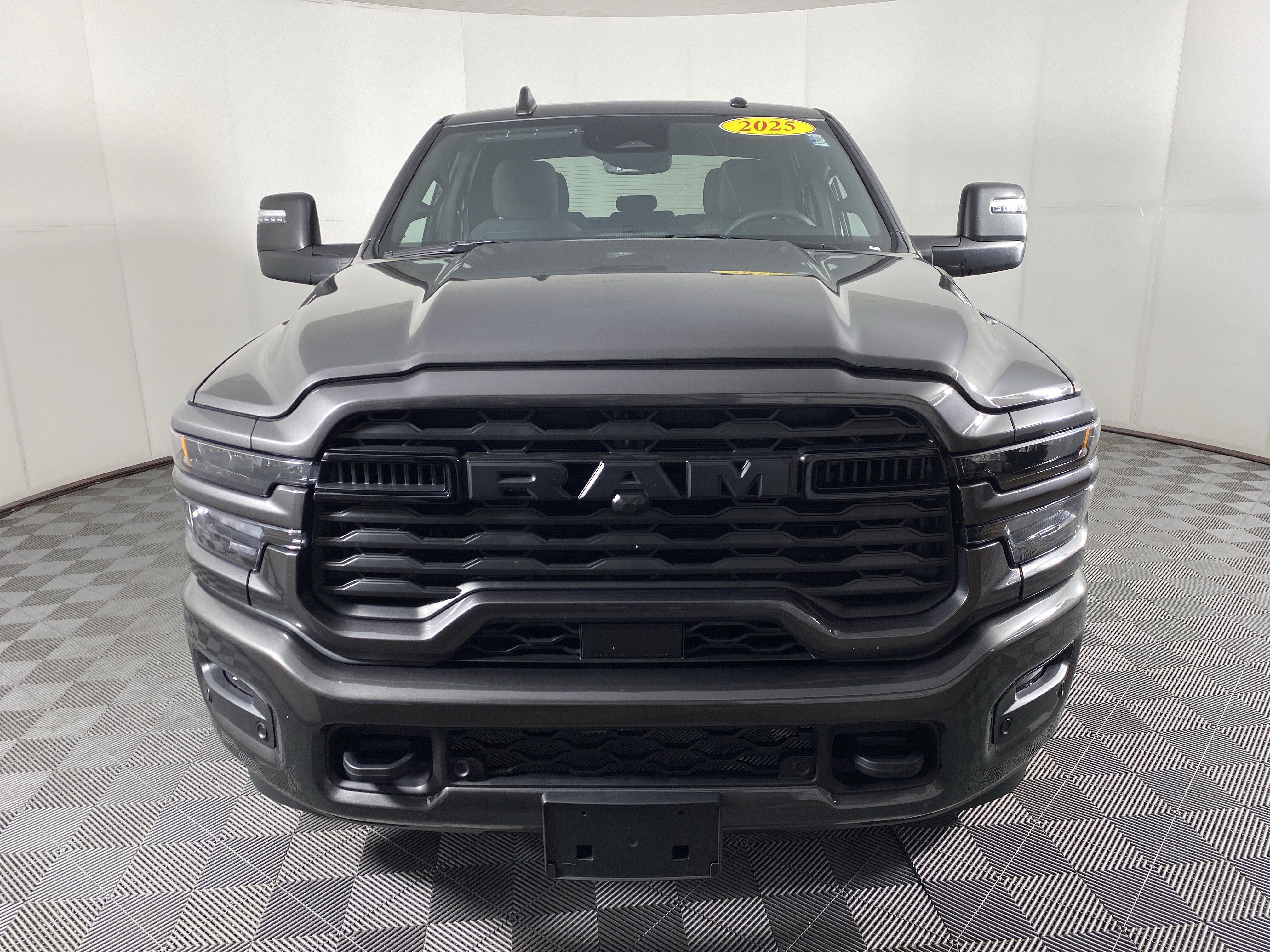 Used 2025 RAM 2500 Big Horn AWD/4WD image 11