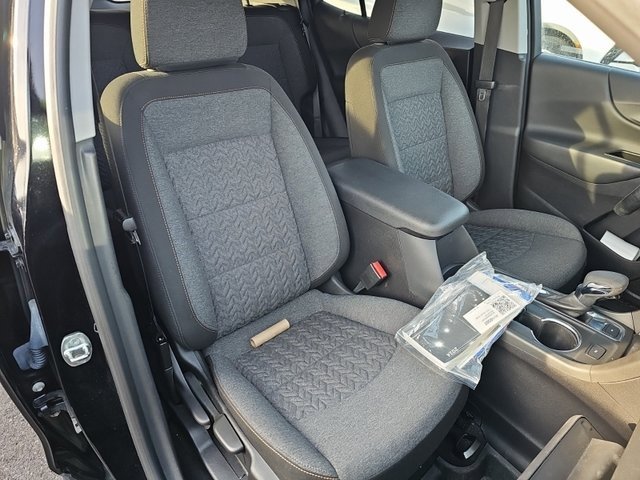 Used 2024 Chevrolet Equinox LT w/ LPO, Floor Liner Package image 8