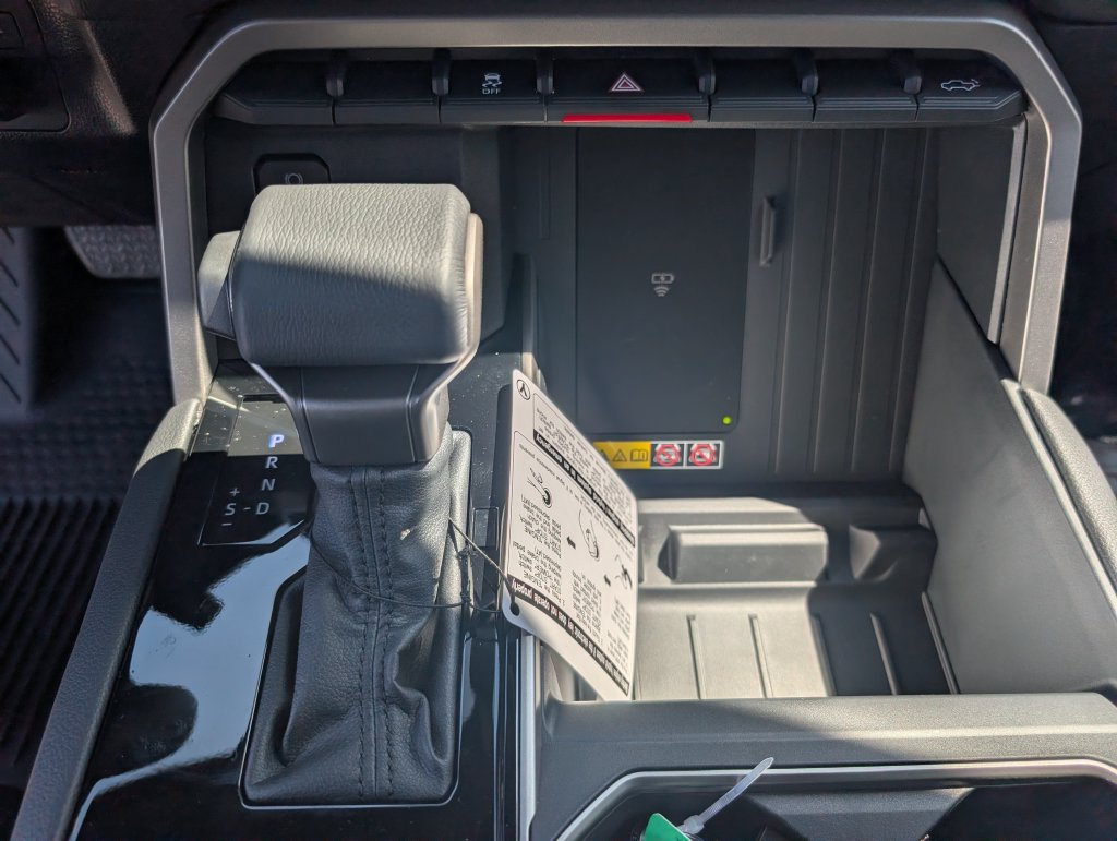 New 2026 Toyota Tundra Limited w/ Power Package AWD/4WD image 18