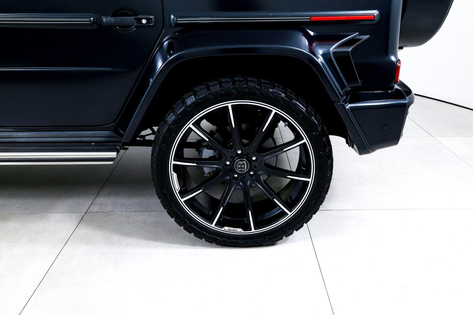 Used 2021 Mercedes-Benz G 550 w/ AMG Line image 35