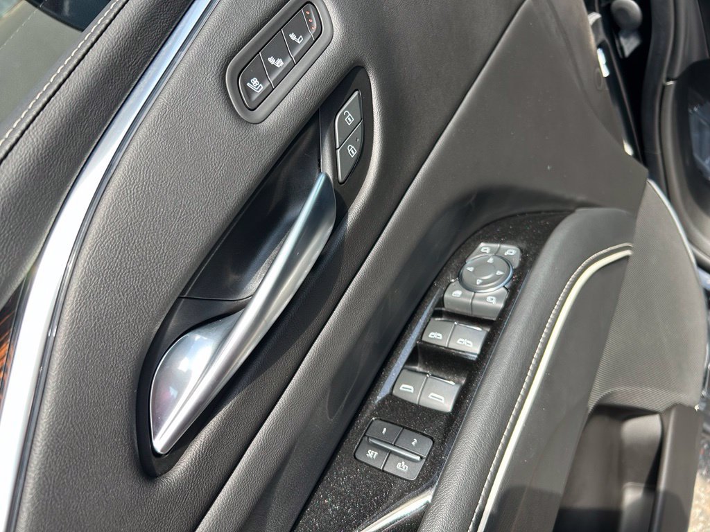 Used 2023 Cadillac Escalade Premium Luxury w/ LPO, Illumination Package AWD/4WD image 19