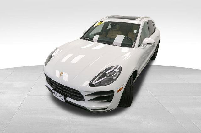 Used 2018 Porsche Macan Turbo image 6
