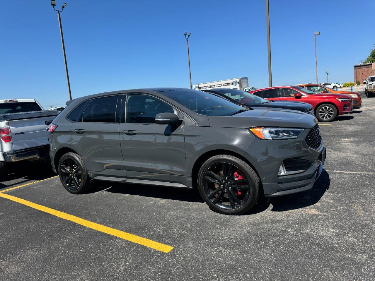 Used 2021 Ford Edge ST w/ Equipment Group 401A AWD/4WD image 2