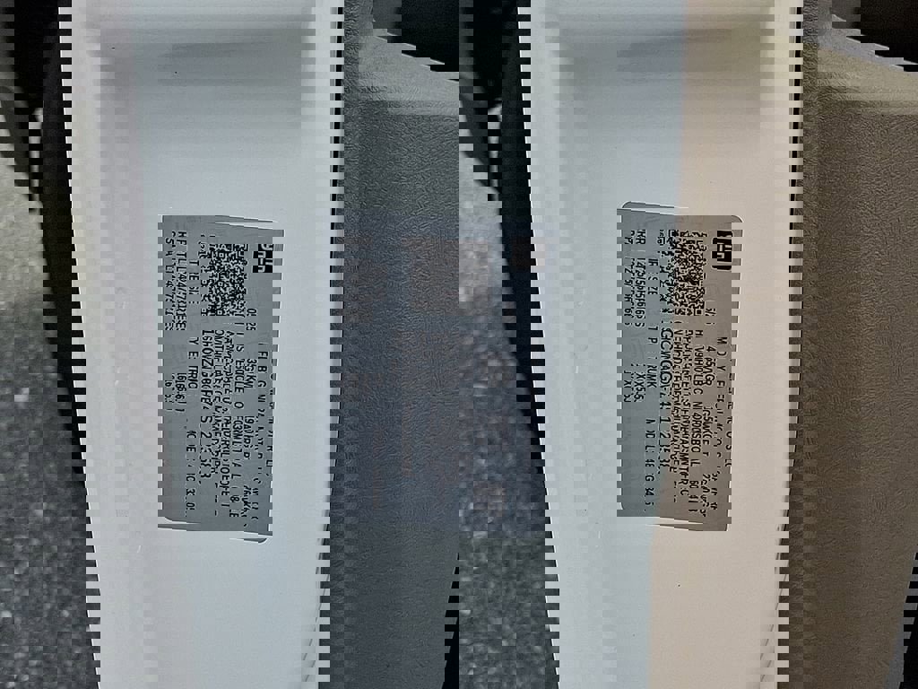 New 2025 Chevrolet Express 3500 w/ Driver Convenience Package image 14