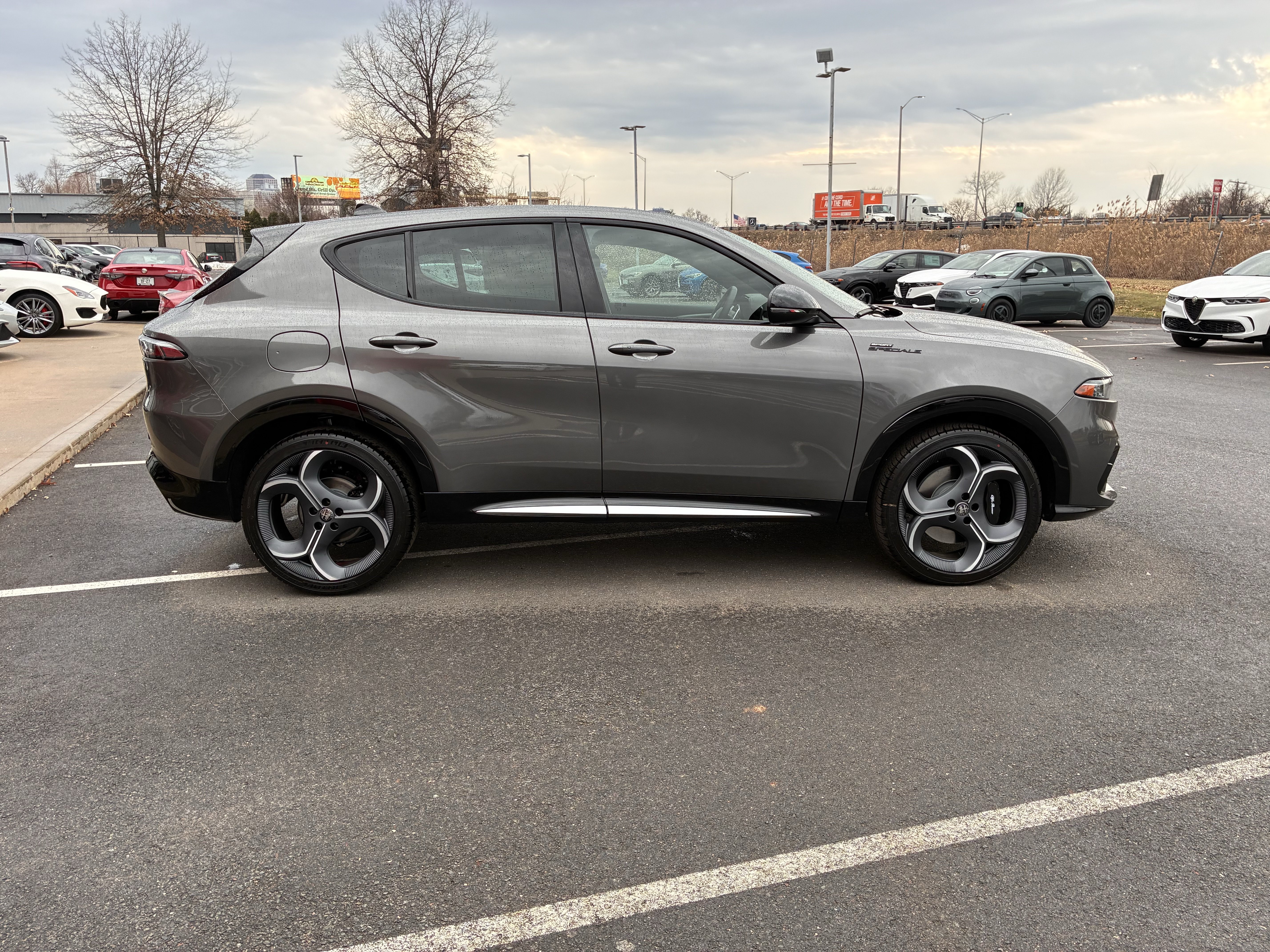 New 2026 Alfa Romeo Tonale AWD/4WD image 5