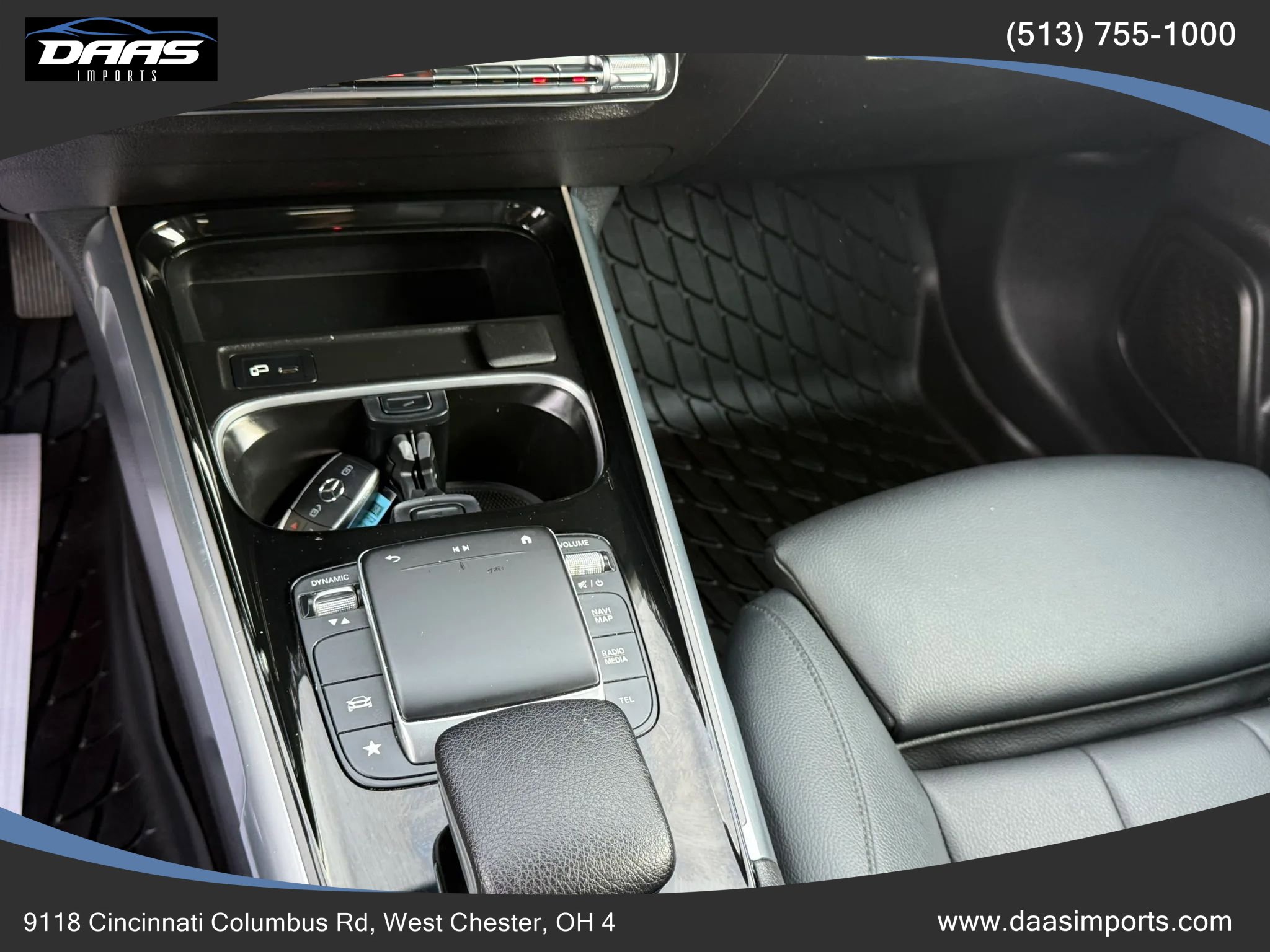 Used 2021 Mercedes-Benz GLB 250 4MATIC w/ Premium Package image 41