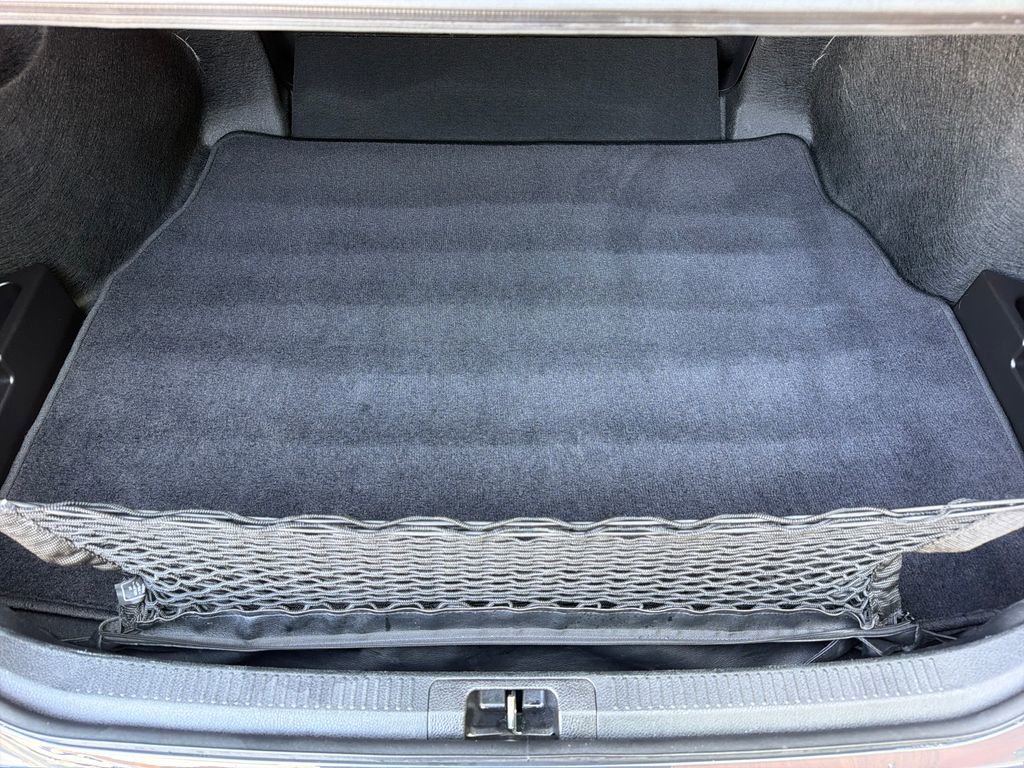 Used 2025 Toyota Camry LE w/ Convenience Package image 33