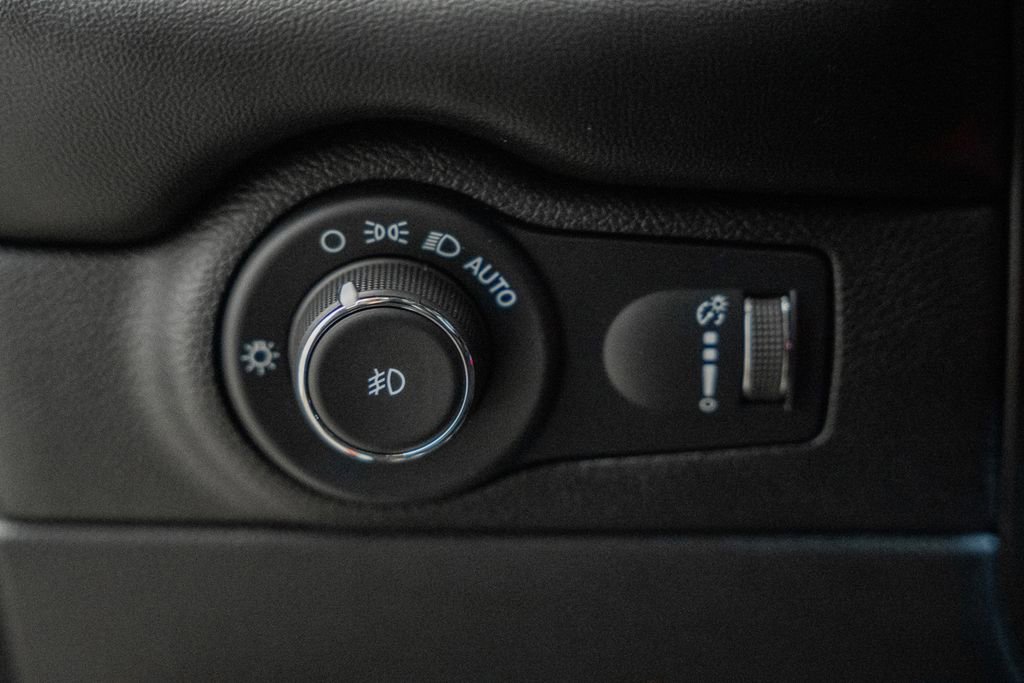 Used 2022 Dodge Durango R/T w/ Blacktop Package image 52