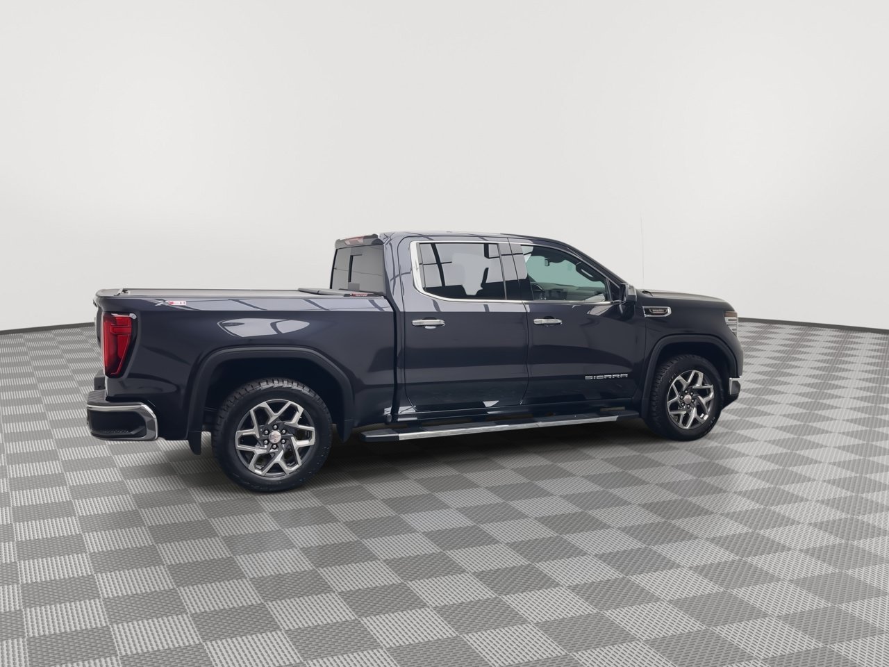 Certified 2022 GMC Sierra 1500 SLT w/ SLT Premium Plus Package AWD/4WD image 47
